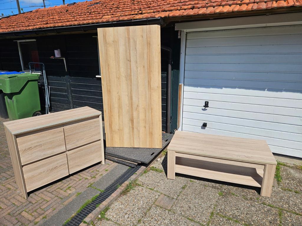 Meubelset: Eettafel, Salontafel en Dressoir, Ophalen of Verzenden