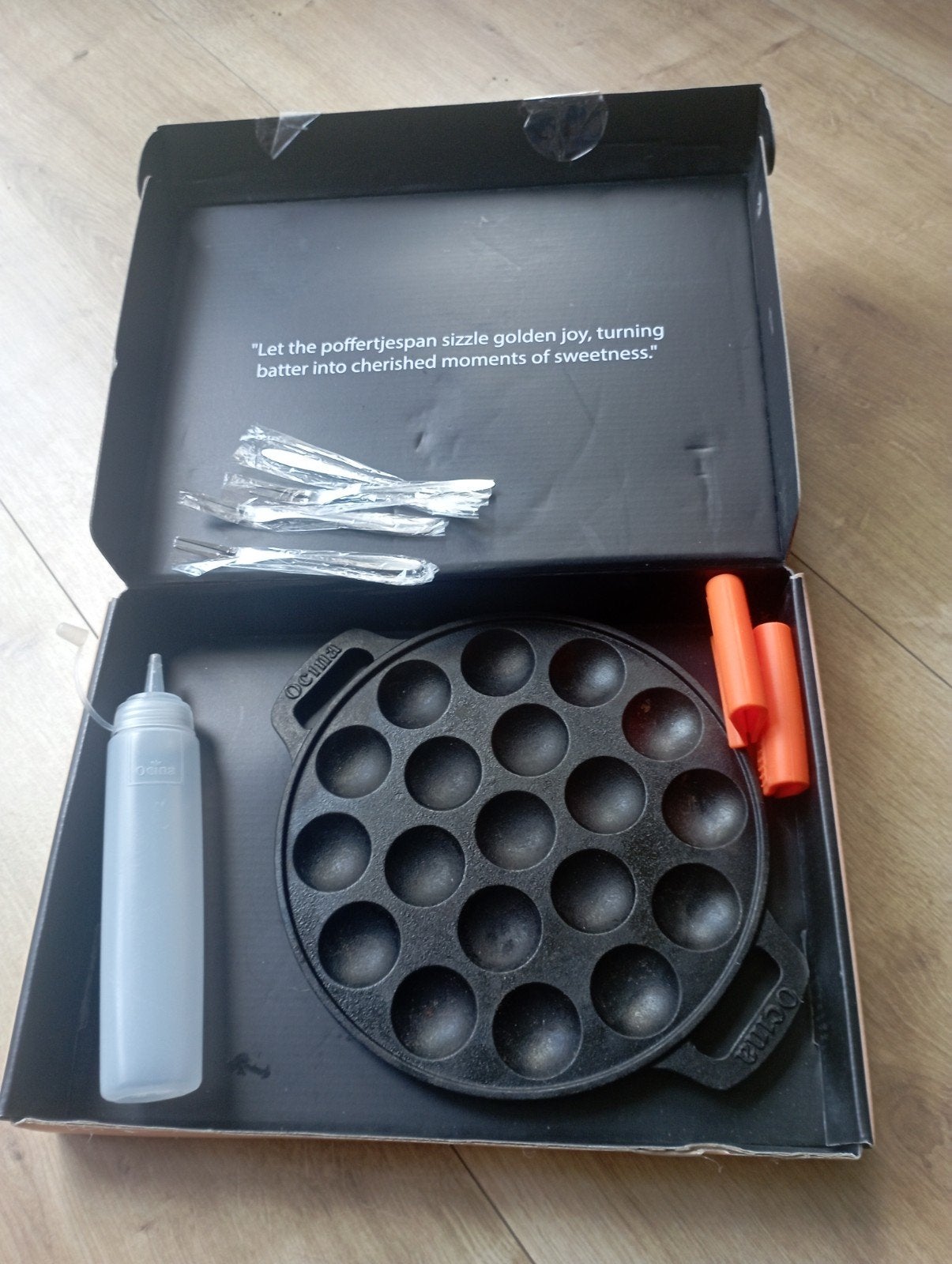 Ocina Gietijzer poffertjespan nieuw met toebehoren, Ophalen of Verzenden, Nieuw, Bakvorm