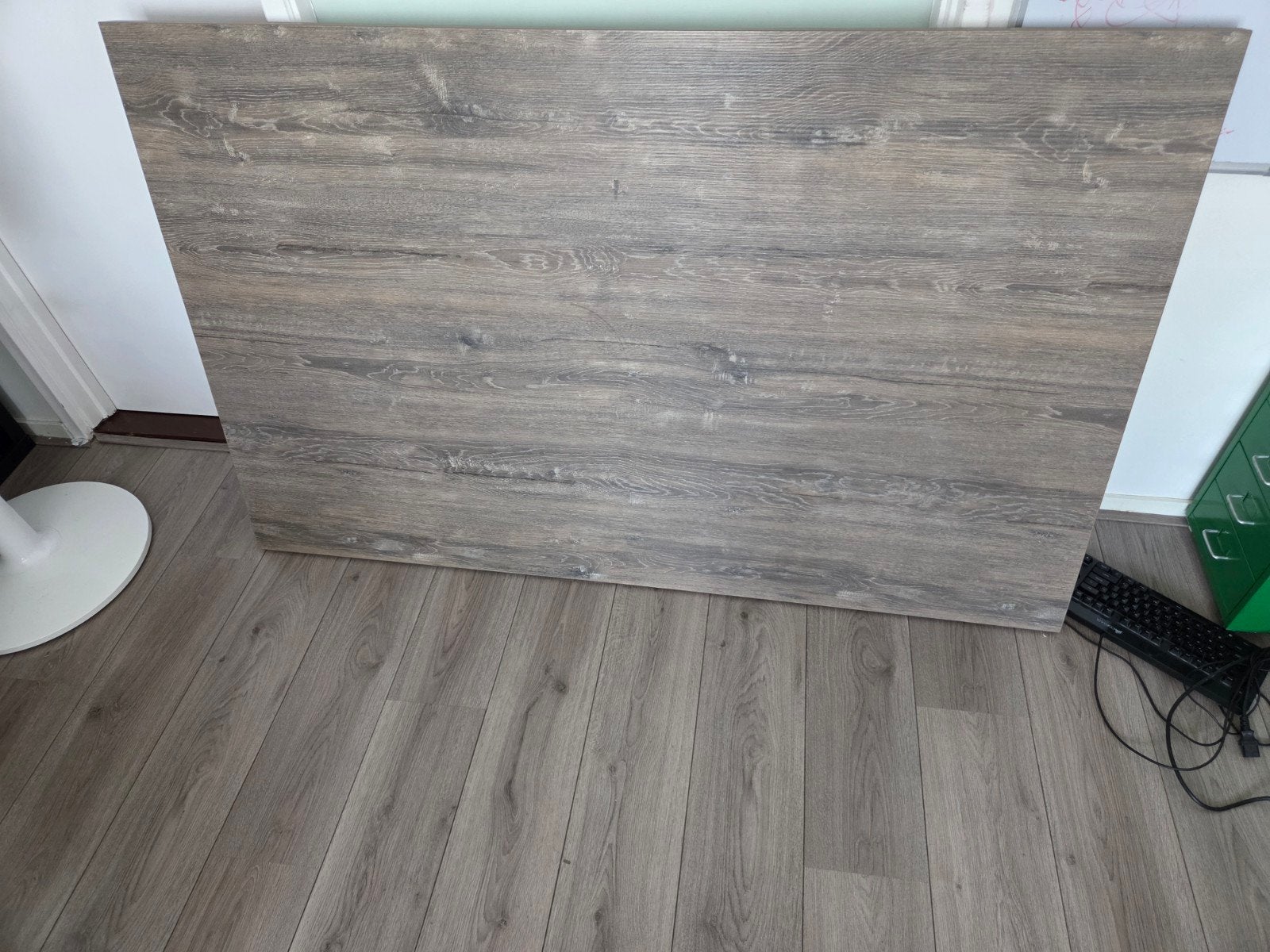 Massief houten tafel met zwart metalen onderstel, Ophalen of Verzenden