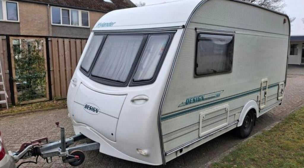 Hymer Design 180 Caravan - Compact en Compleet, Caravans en Kamperen, Caravans, Standaardzit, Omvormbare zithoek, Particulier