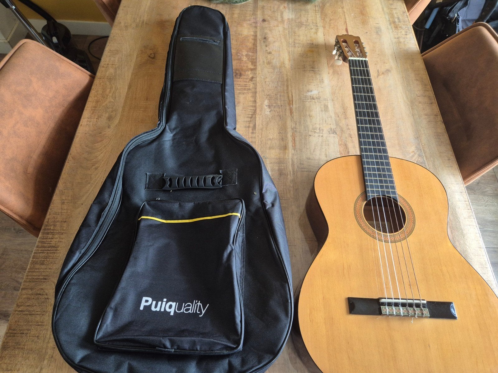 gitaar met hoes, Ophalen of Verzenden, Zo goed als nieuw, Klassieke of Spaanse gitaar
