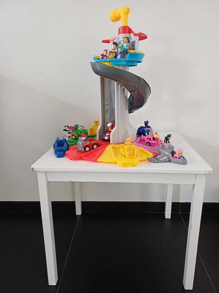 Paw patrol uitkijktoren, Ophalen
