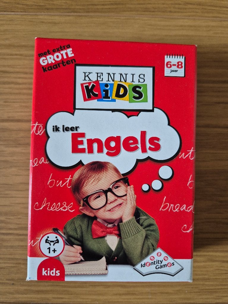 Kaartspel Kenniskids - Ik leer Engels, Hobby en Vrije tijd, Gezelschapsspellen | Kaartspellen, Ophalen, Zo goed als nieuw, Identity Games