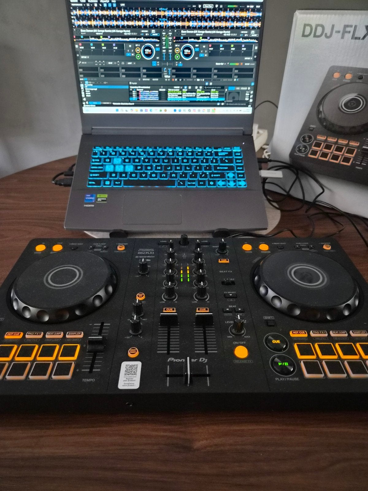 Pioneer DJ DDJ-FLX4 – DJ Controller – nette staat, Muziek en Instrumenten, Ophalen, Zo goed als nieuw, Pioneer