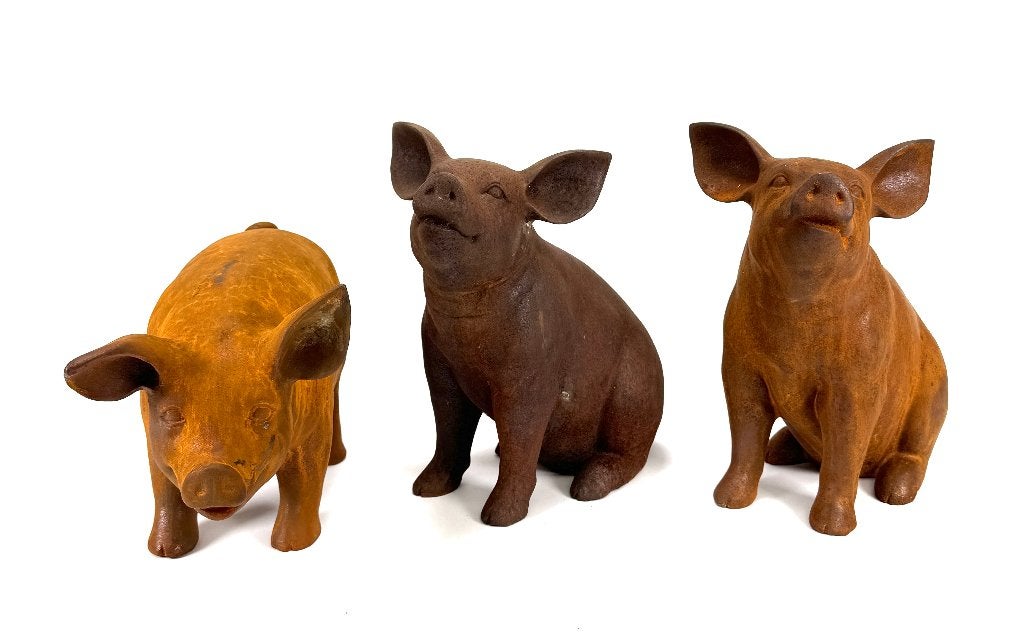 1166. Gietijzeren beelden - varkens, 20e eeuw