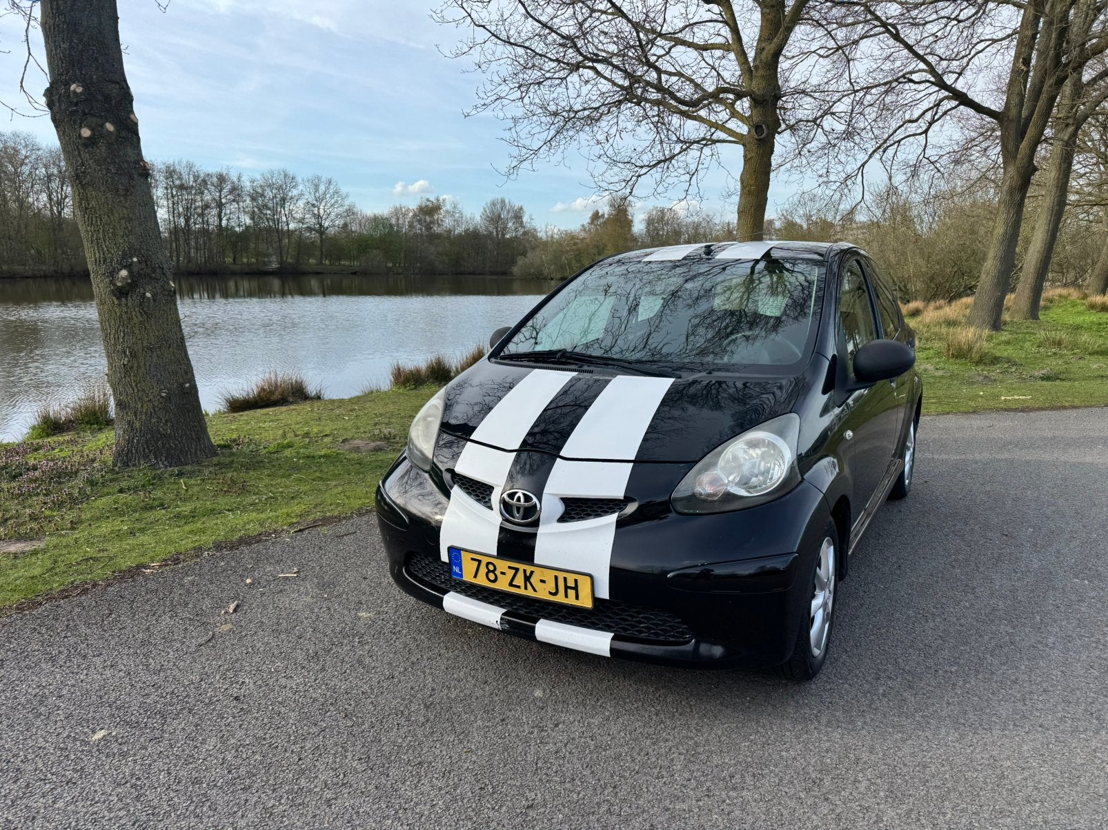 Toyota Aygo 1.0 12V Vvt-i 5DRS 2008 Zwart, Voorwielaandrijving, 4 stoelen, Origineel Nederlands, Bedrijf