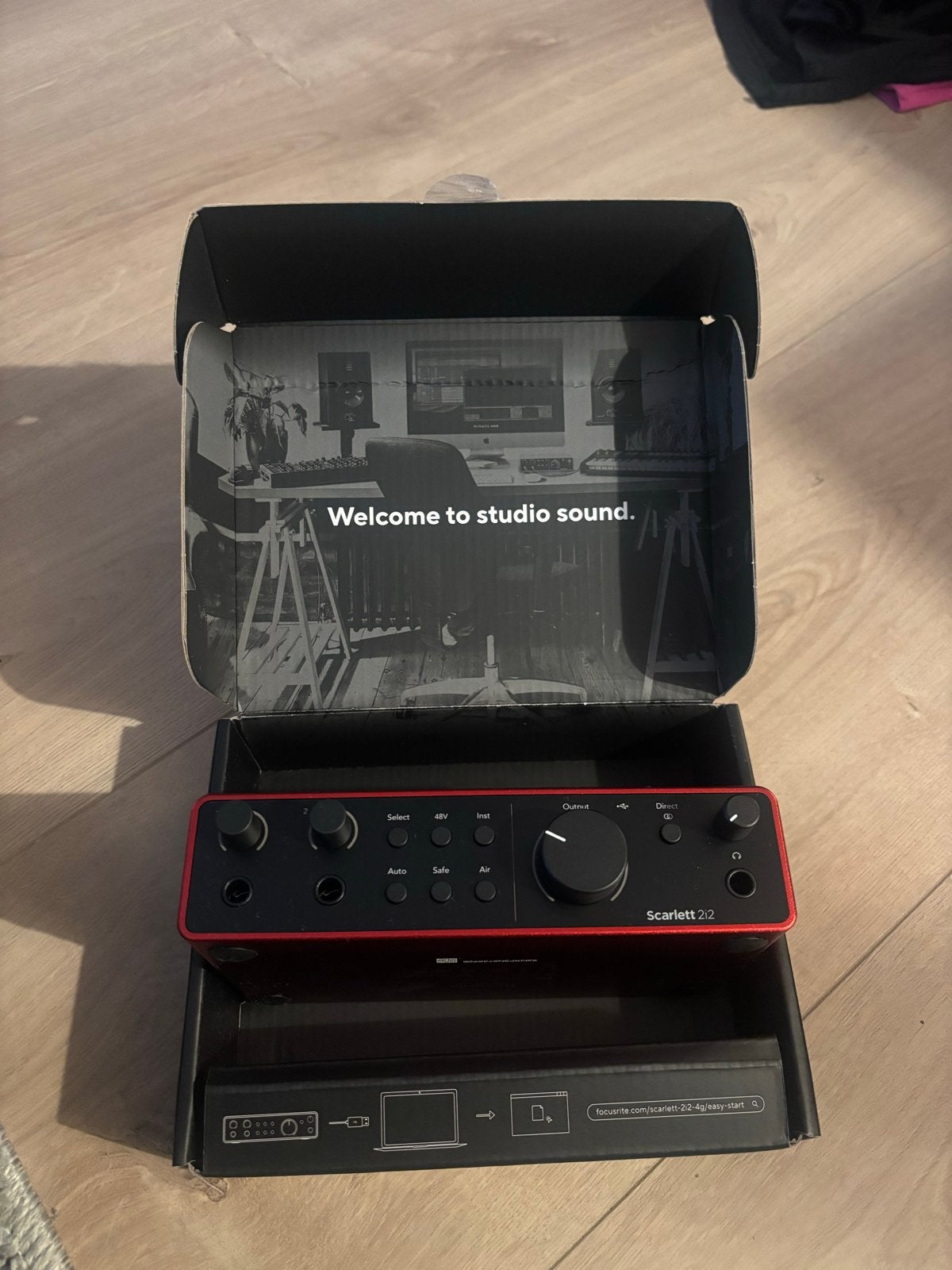 Focusrite Scarlett 2i2 4th Gen - Nieuw in doos, Ophalen of Verzenden, Nieuw