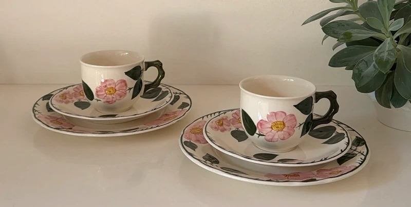 2 Villeroy & Boch Wild-Rose ontbijtsets, Villeroy & Boch, Ophalen of Verzenden, Zo goed als nieuw, Overige stijlen