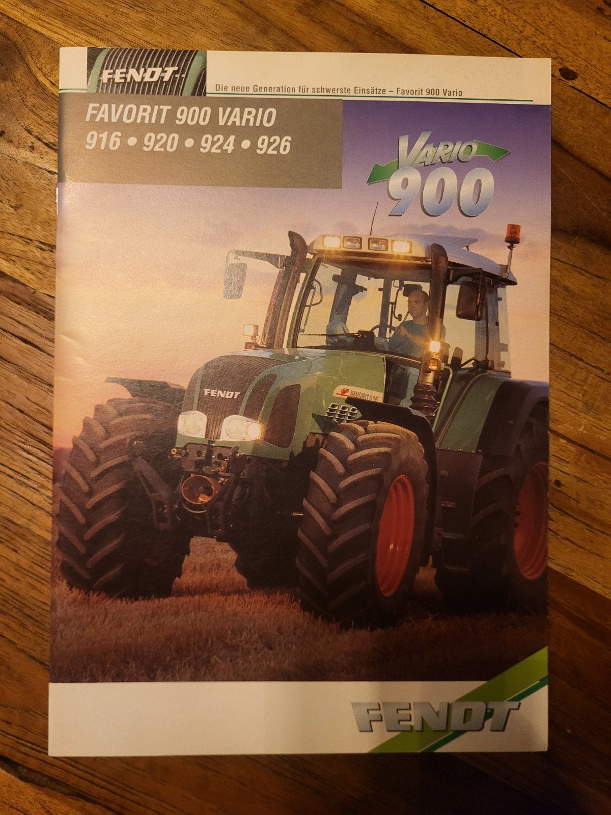 tractor folder Fendt Favorit 900 Vario 916 920 924 926, Ophalen of Verzenden