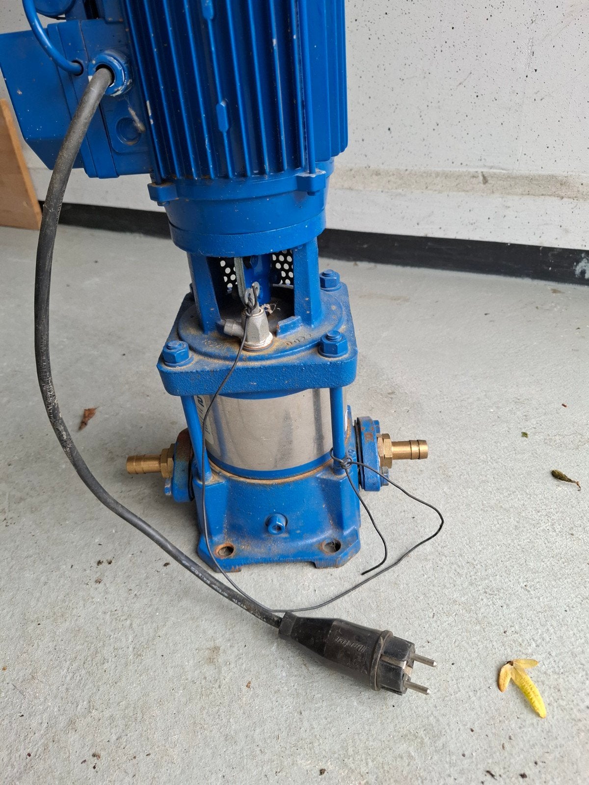 Duijvelaar Pompen DPL2-30 Hydrofoorpomp 0.37kW, Ophalen, Gebruikt, Elektrisch, Hydrofoorpomp