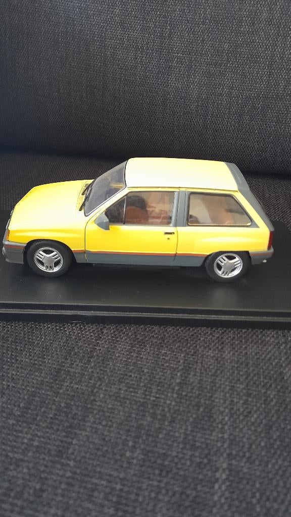 Opel Corsa A 1.3 SR 1.24 Hachette, Ophalen of Verzenden, Zo goed als nieuw, Overige merken