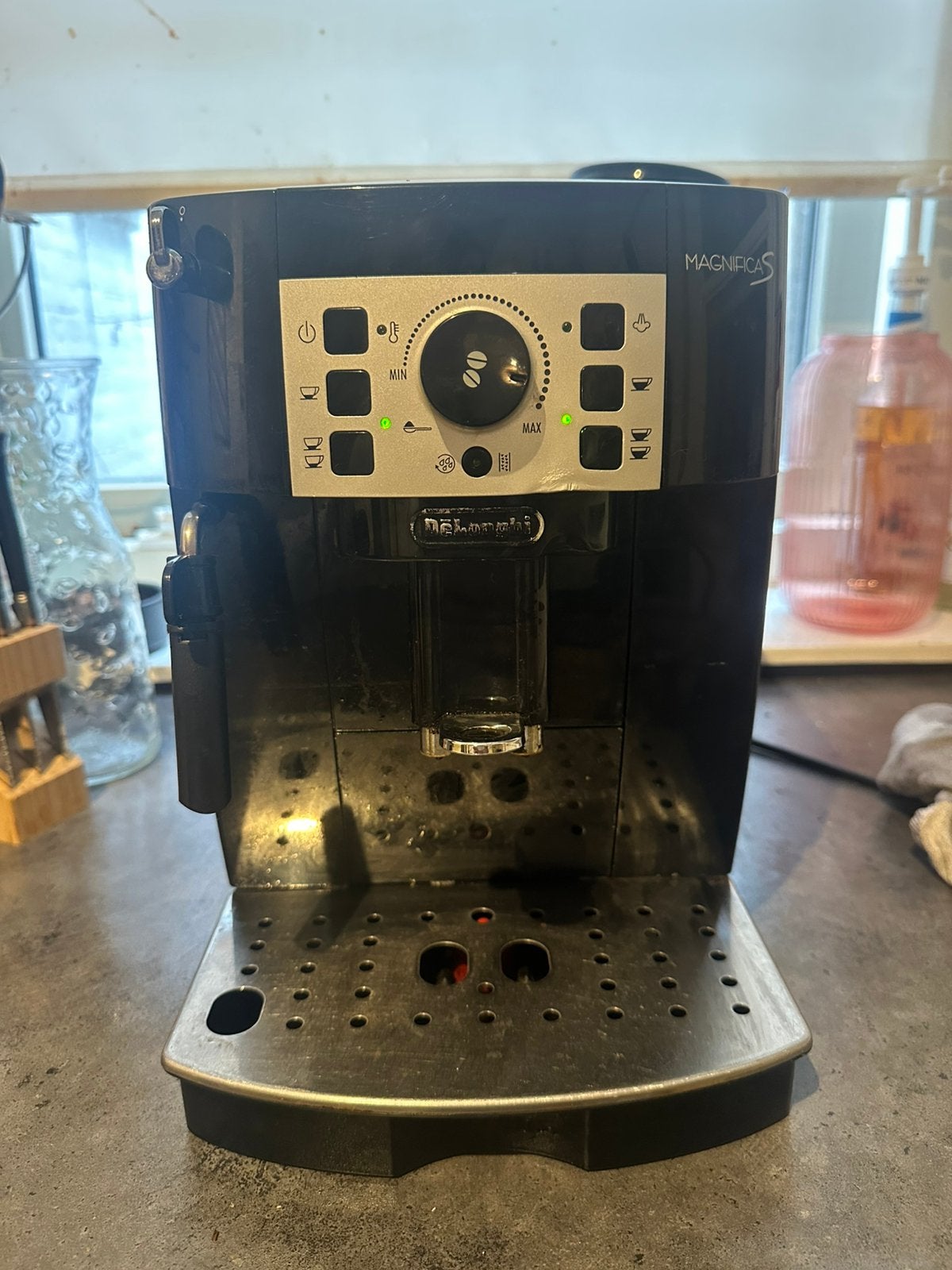 DeLonghi Magnifica S