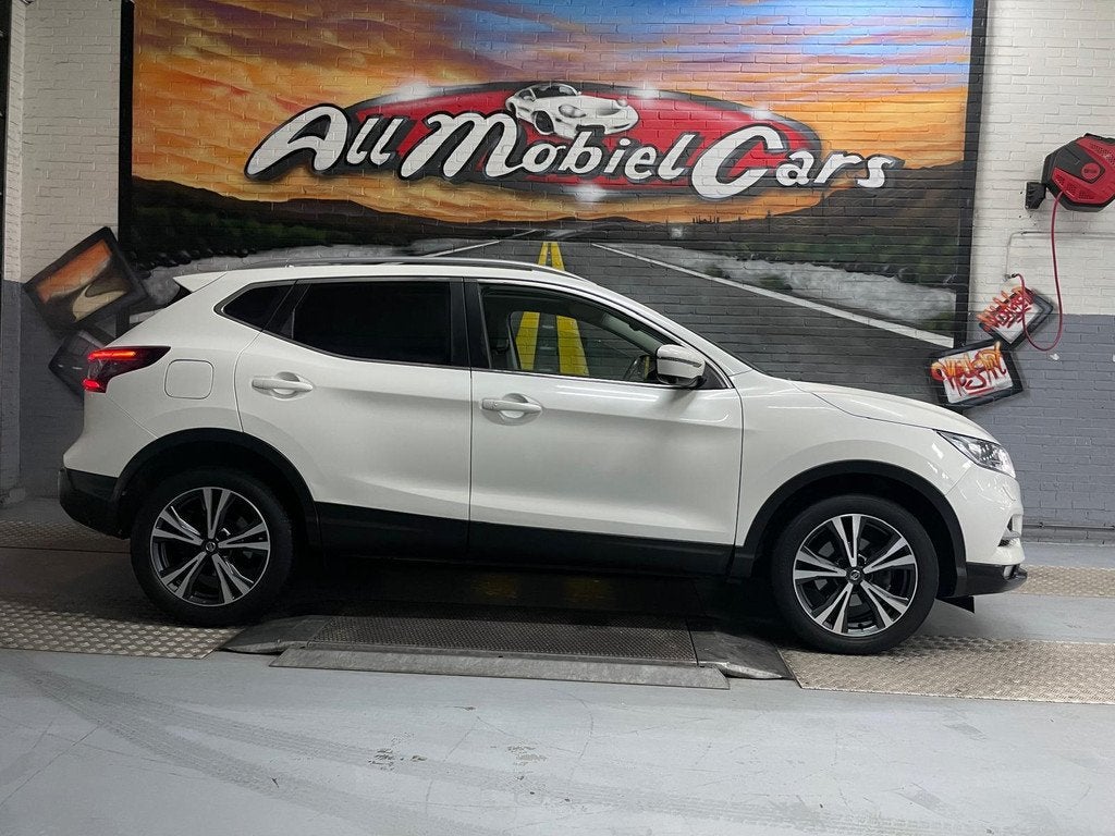 Nissan Qashqai 1.3 DIG-T Tekna Airco | Pano | 360 cam, Auto's, Nissan, Gebruikt, Euro 6, 4 cilinders, 1290 kg
