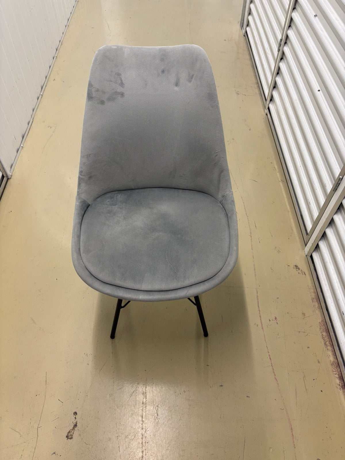 Dinner chair, Ophalen, Zo goed als nieuw, Eén