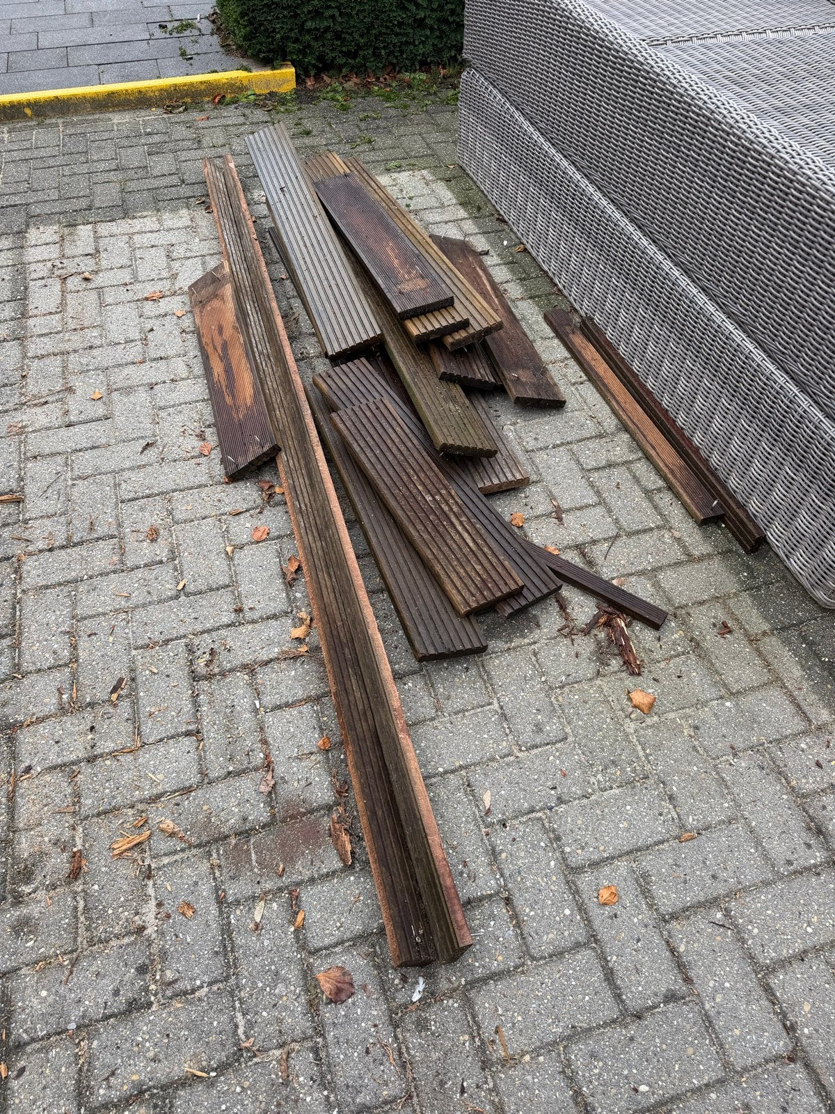Bankirai hout - Diverse planken en balken, Doe-het-zelf en Verbouw, Ophalen, Gebruikt, 25 tot 50 mm, 300 cm of meer