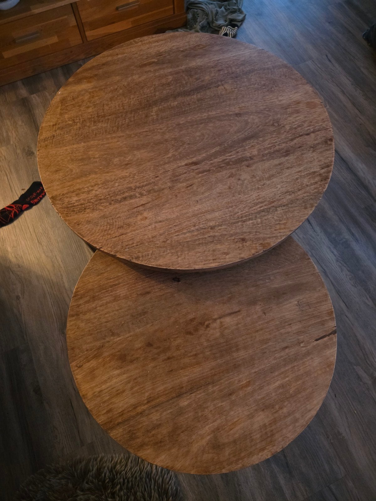Set van 2 ronde salontafels, hout met metalen onderstel, 50 tot 100 cm, Modern, Industrieel, Rond, 50 tot 100 cm