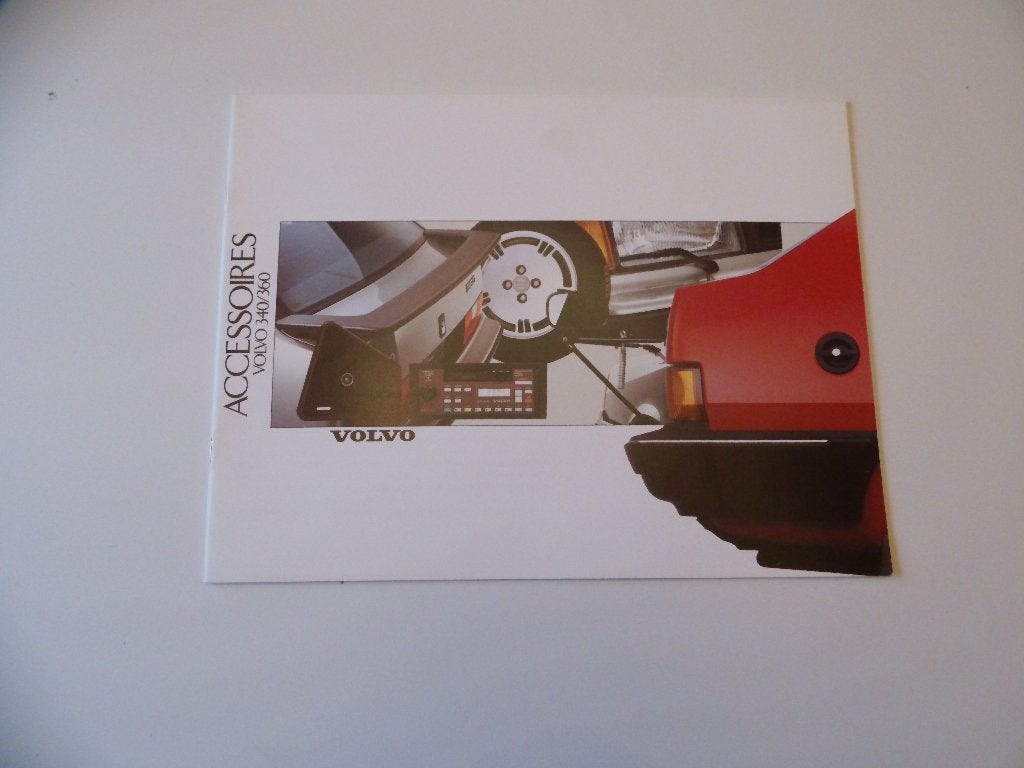 Volvo 340 360 accessoires 1990, Boeken, Verzenden, Zo goed als nieuw, Volvo