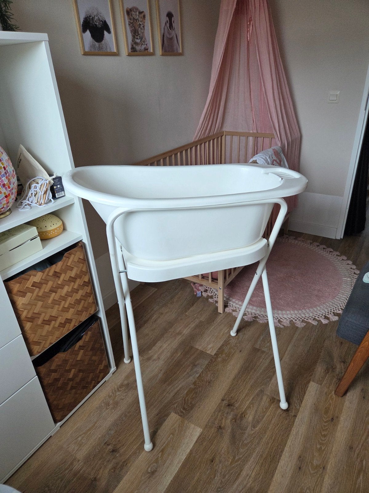 Babybadje en tummy tub, Kinderen en Baby's, Badjes en Verzorging, Ophalen, Gebruikt, Badje, Standaard