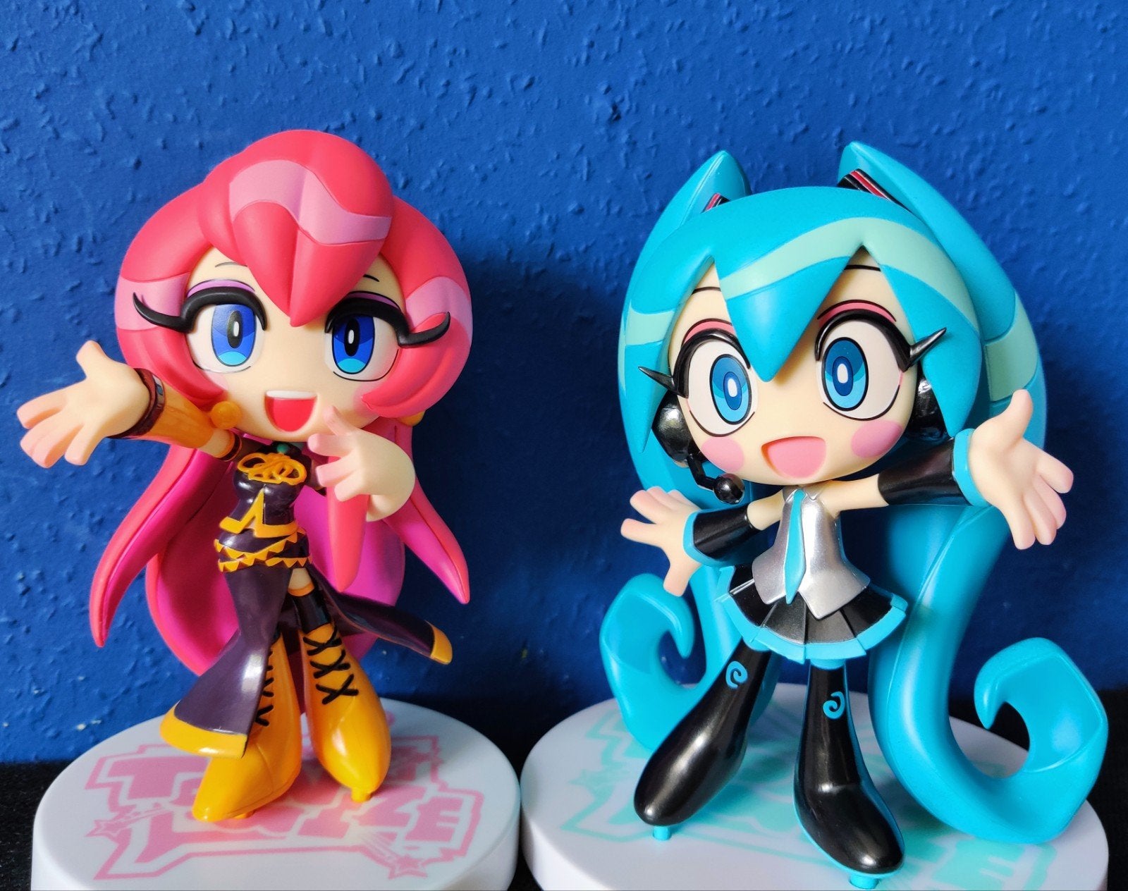 Vocaloid - Hatsune Miku & Luka Megurine Toonize Anime figure, Ophalen of Verzenden, Zo goed als nieuw