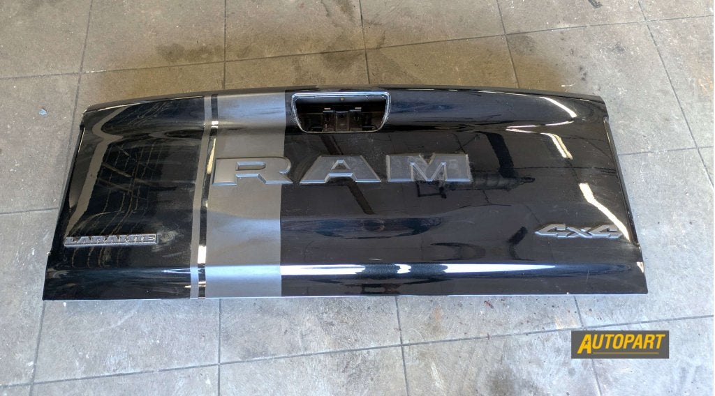Dodge Ram DT achterklep 2019-2025, Gebruikt, PO Box 21-8004 | Auburn Hills, MI 48321-8004, Ophalen of Verzenden, Dodge