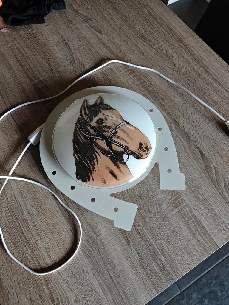Wandlamp hoefijzer met paardenafbeelding, Ophalen of Verzenden, Gebruikt, Paardenthema, Landelijk