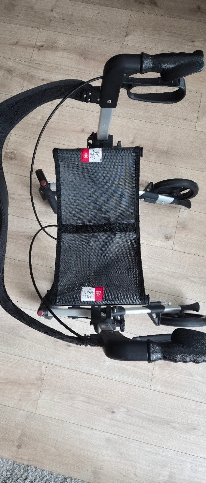 licht gewicht rollator, Ophalen, Lichtgewicht, Zo goed als nieuw