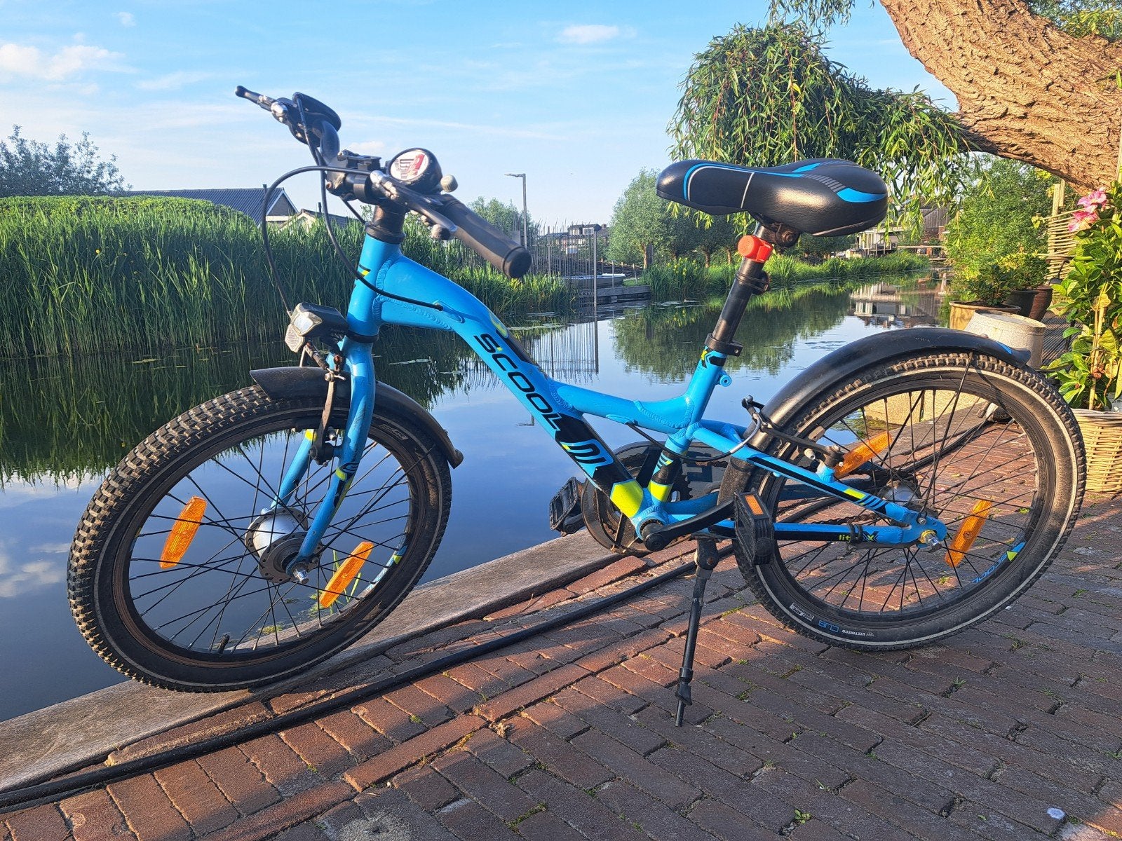 Scool Kinderfiets 20 inch - Blauw/Zwart, Fietsen en Brommers, Fietsen | Kinderfietsjes, Ophalen, Gebruikt, 20 inch of meer