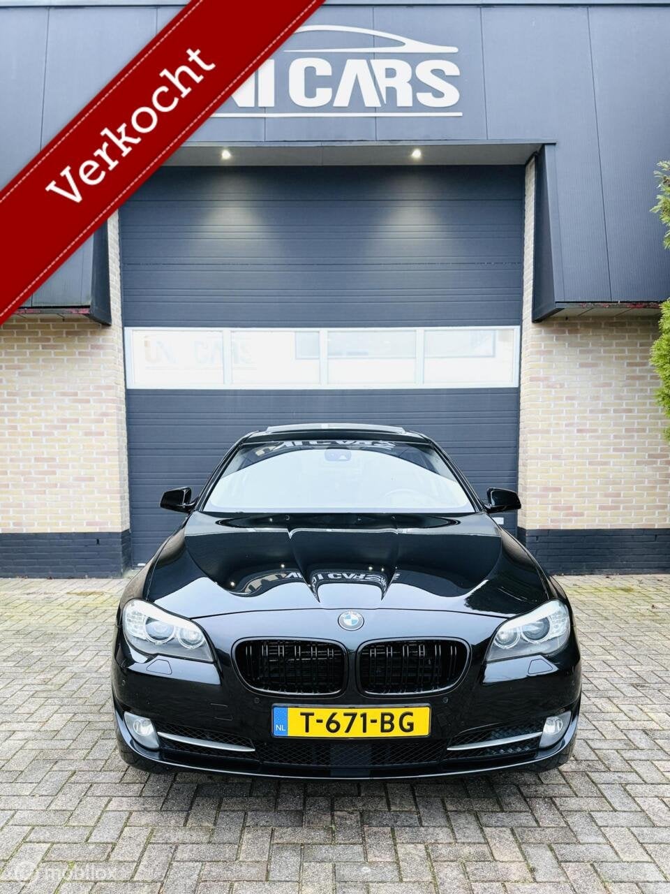 BMW 5-serie 550xi High Executive|408 PK|Opendak|Head Up|LM19, Automaat, Euro 5, Gebruikt, 2000 kg