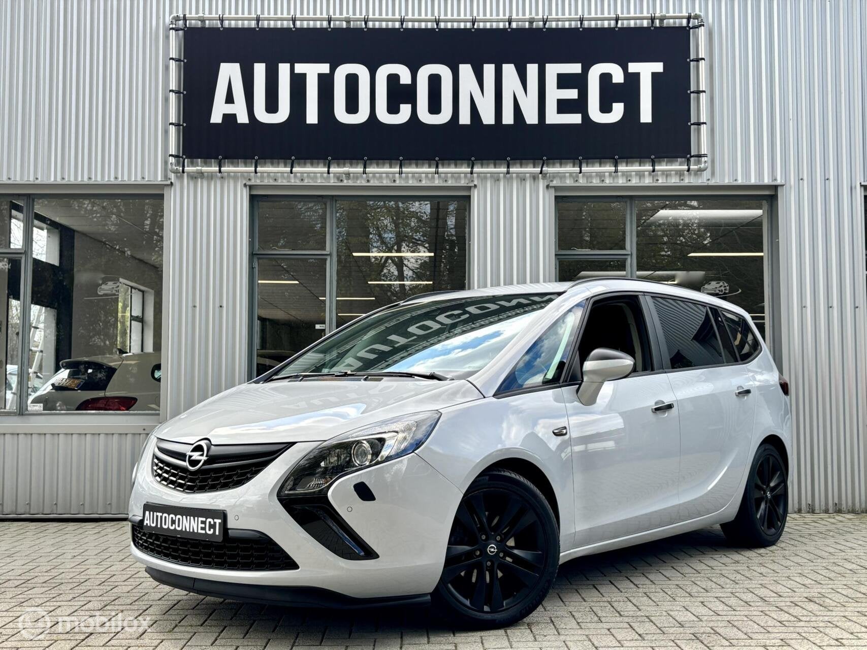 Opel Zafira Tourer 1.4 NAVI, CRUISE, CAMERA, CLIMA., Auto's, Voorwielaandrijving, Stof, Gebruikt, 4 cilinders