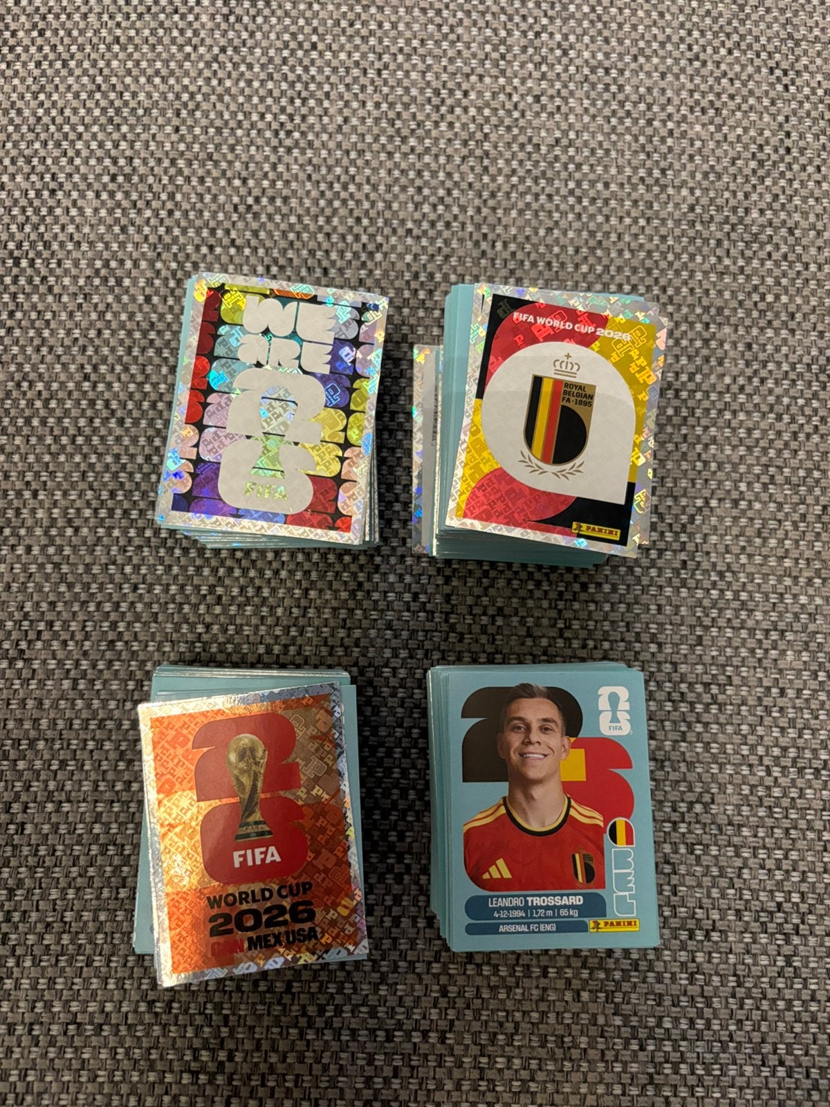 Panini wk 2026, Ophalen of Verzenden, Zo goed als nieuw, Meerdere stickers