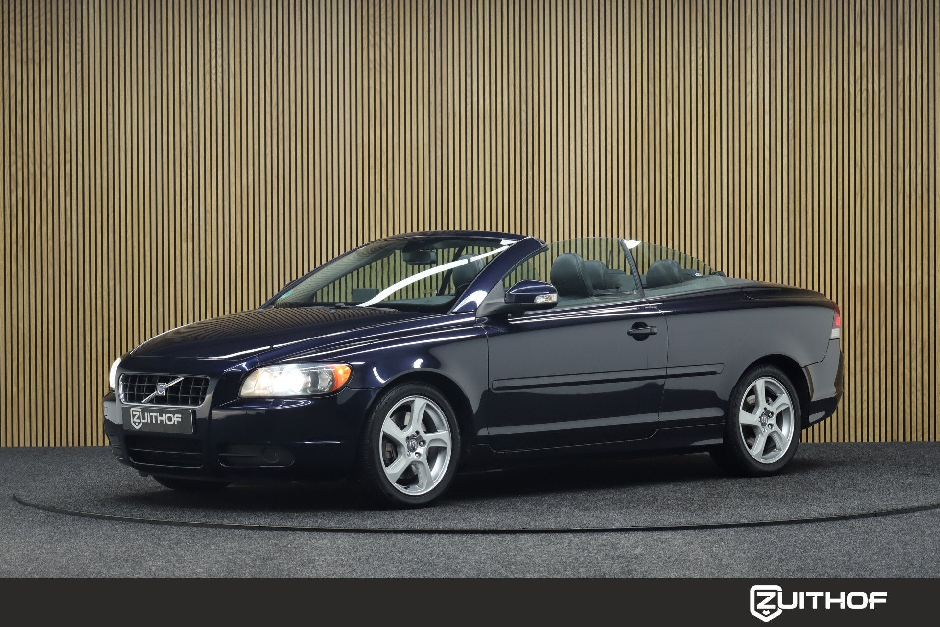 Volvo C70 Convertible 2.4 Momentum Cabrio | Elektrische Bedi, C70, Zwart, Cabriolet, Bedrijf