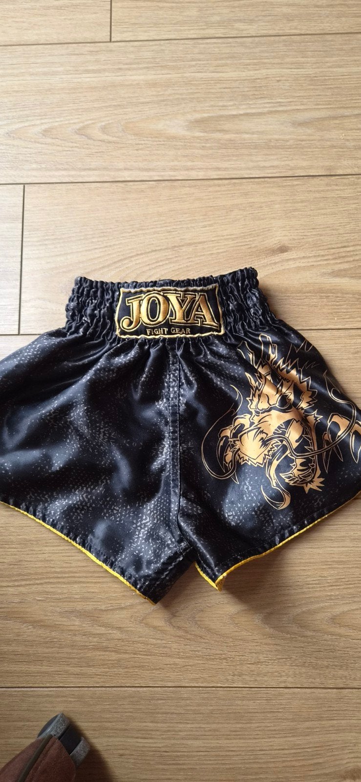 Joya Vechtsportbroekje - Zwart met Gouden Draak, Gebruikt, Overige, Maat XS of kleiner, Ophalen of Verzenden