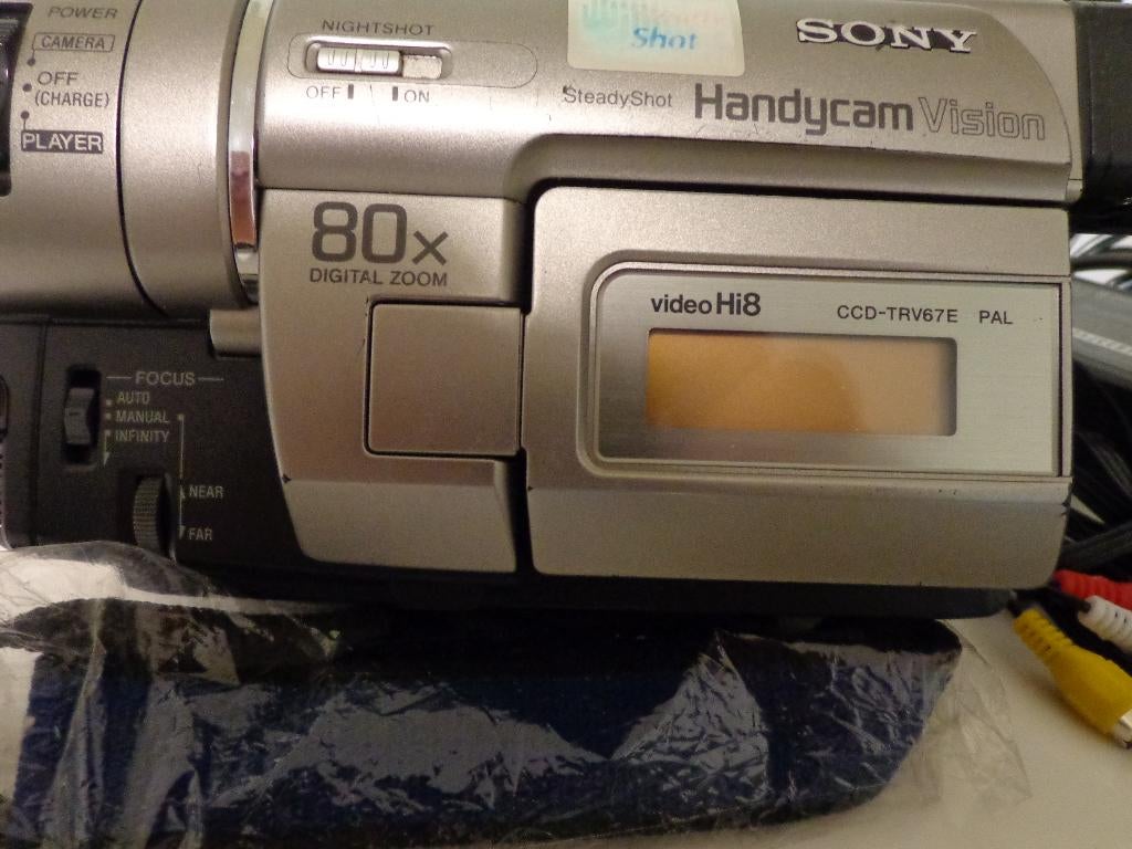 videocamera sony hi8  type ccd-trv67   met tbc- en dnr, Audio, Tv en Foto, Videocamera's Digitaal, Gebruikt, 20x of meer, Overige soorten