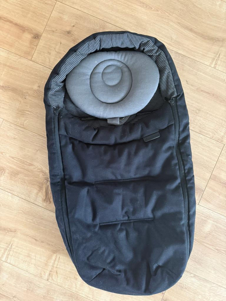 Maxi cosi cocoon (universele inleg voor buggy/kinderwagen), Kinderen en Baby's, Ophalen of Verzenden, Zo goed als nieuw, 70 tot 85 cm