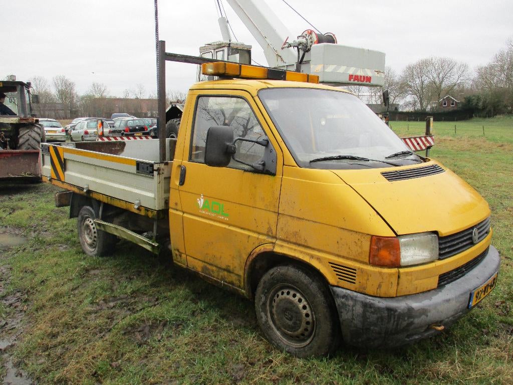 Te koop Volkswagen Transporter Pick Up. 06-13550284, Auto's, Zwart, 4 cilinders, 700 kg, 100 pk