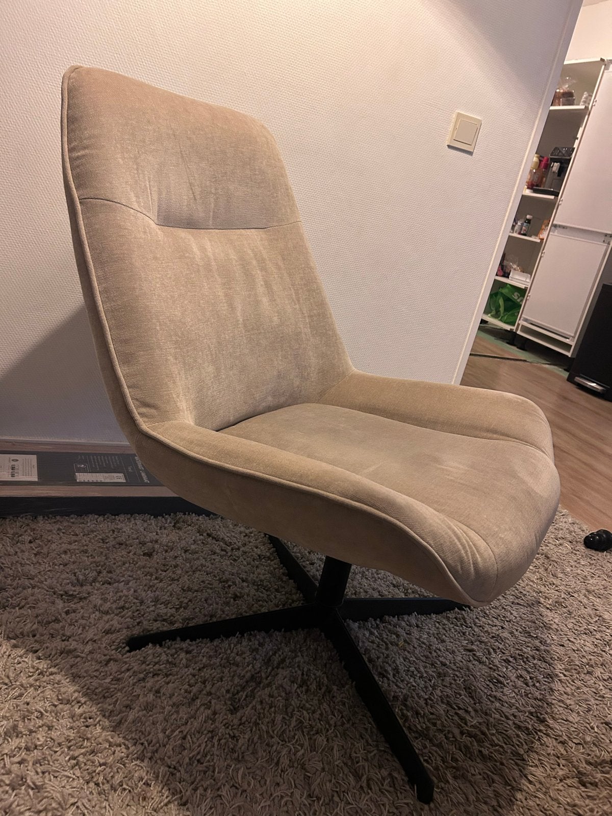 Comfortabele Draaifauteuil - Beige Stof, Huis en Inrichting, Ophalen, Gebruikt, Stof, 75 tot 100 cm