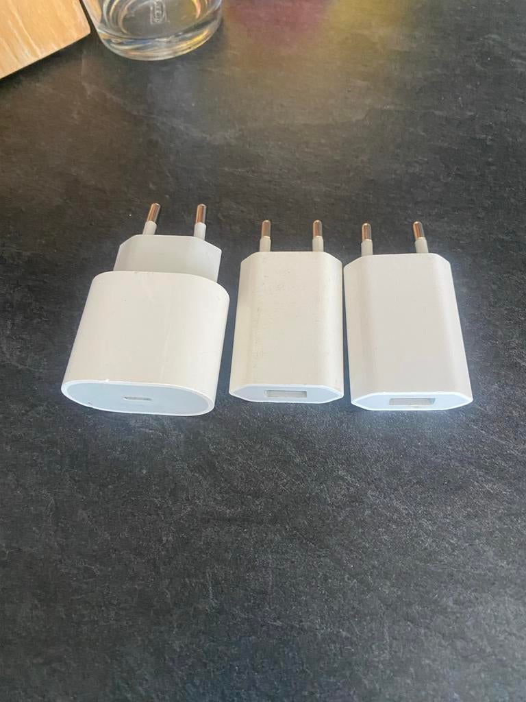 Apple USB-lichtnetadapters (3 stuks), Ophalen of Verzenden, Zo goed als nieuw, Apple iPhone
