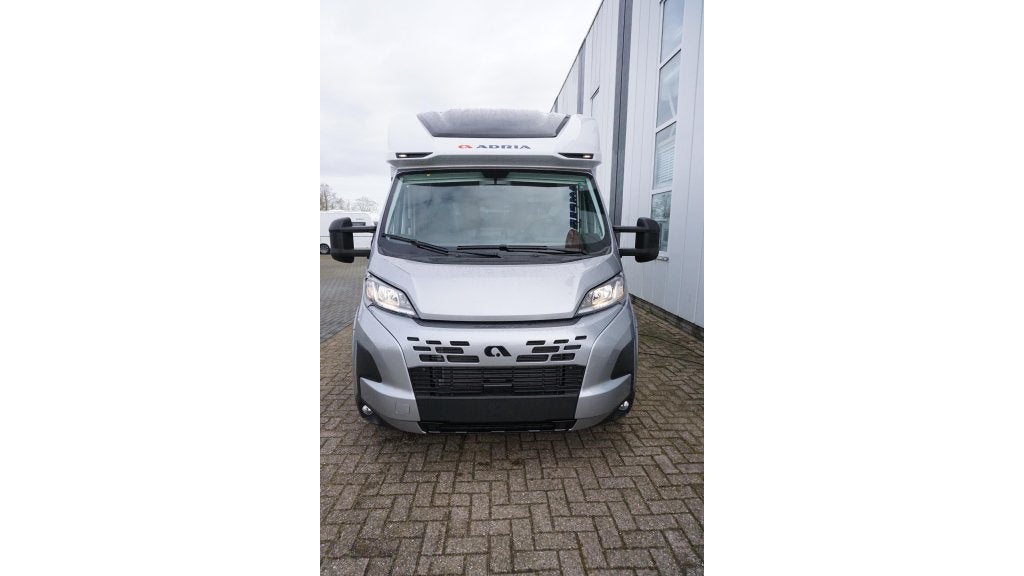 Adria Coral Plus 670 DL, Automaat, Ringverwarming, Fiat, Bedrijf
