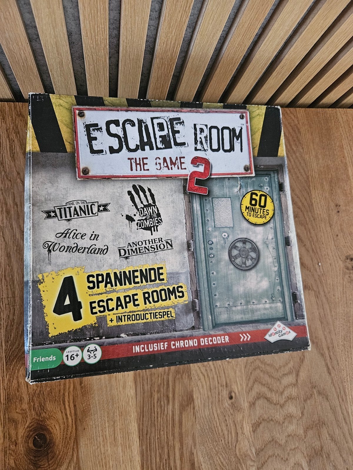 Escape Room The Game 2 - 4 spannende escape rooms, Vijf spelers of meer, Ophalen of Verzenden, Zo goed als nieuw