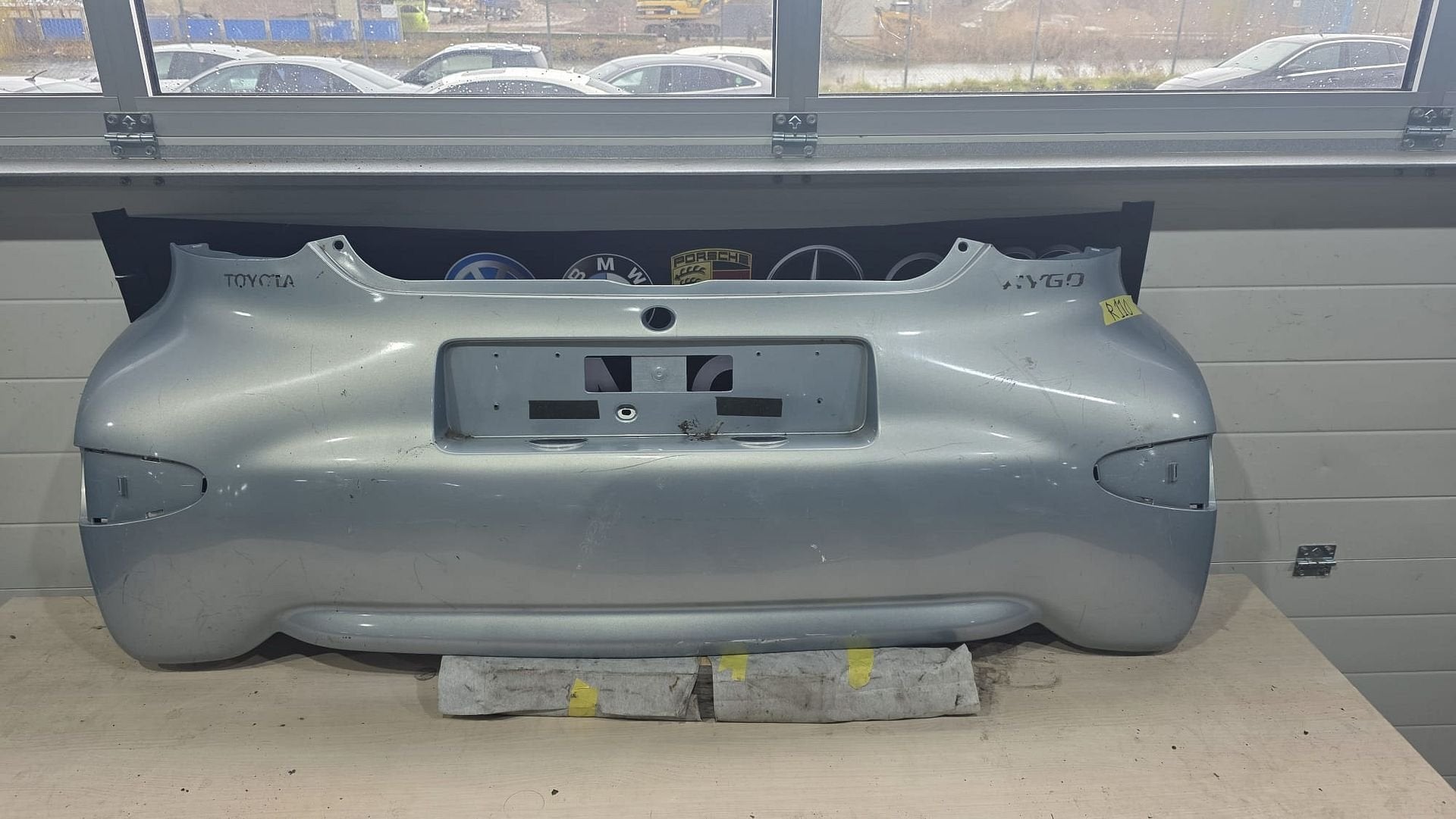 Toyota Aygo AB10 Achterbumper, Auto-onderdelen, Carrosserie en Plaatwerk, Gebruikt, -, -, Ophalen of Verzenden