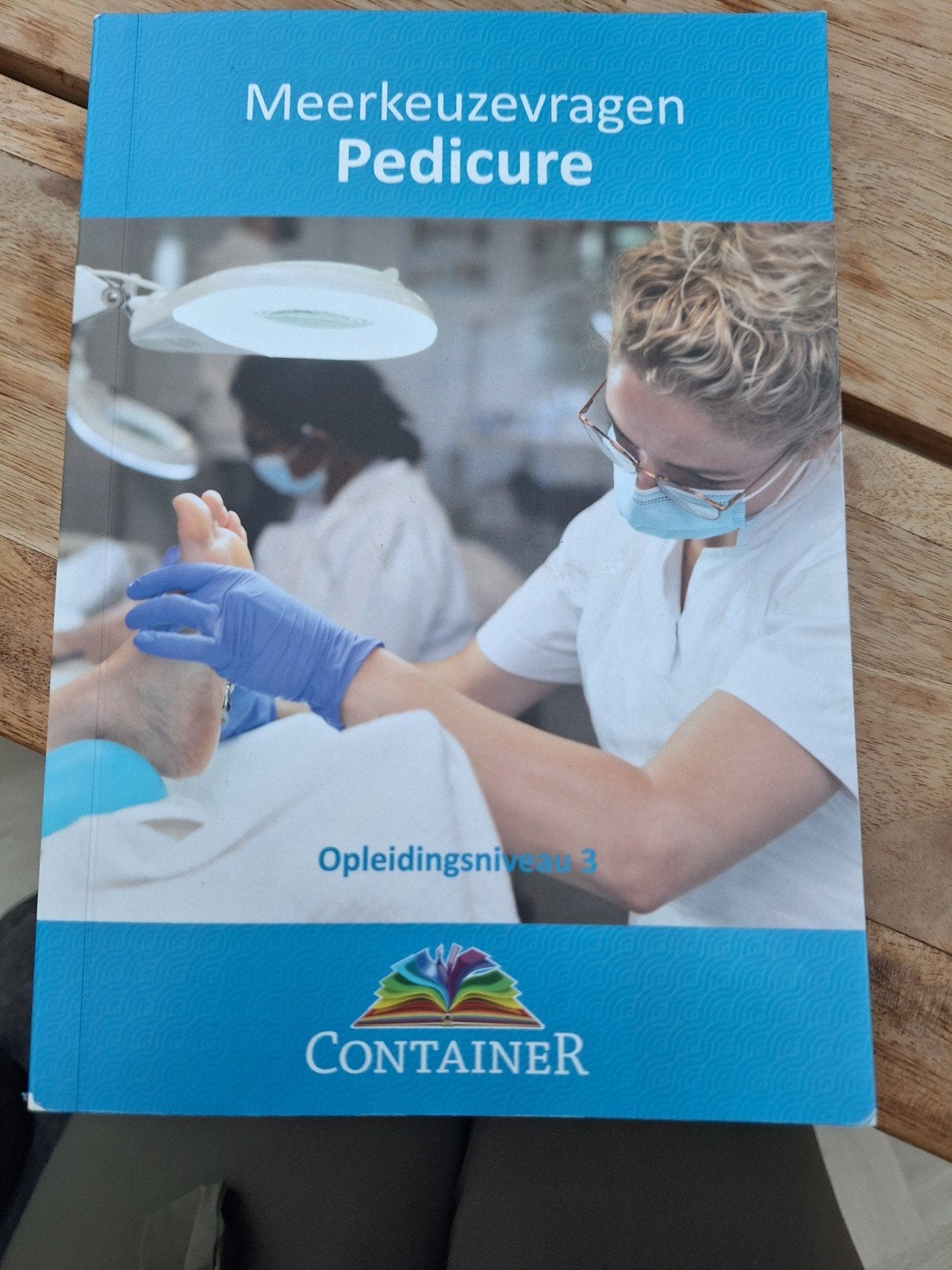 Meerkeuzevragen Pedicure - Examenvoorbereiding, Ophalen of Verzenden