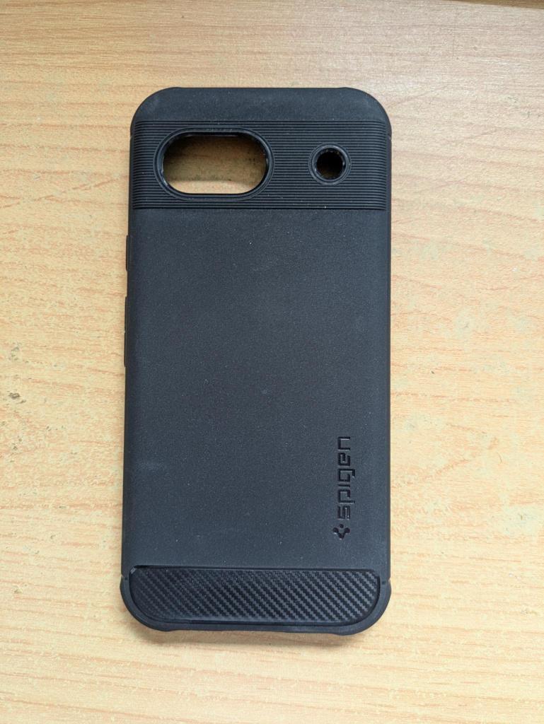 Spigen Rugged Armor Case - voor Google Pixel 8a, Ophalen of Verzenden, Zo goed als nieuw, Frontje of Cover