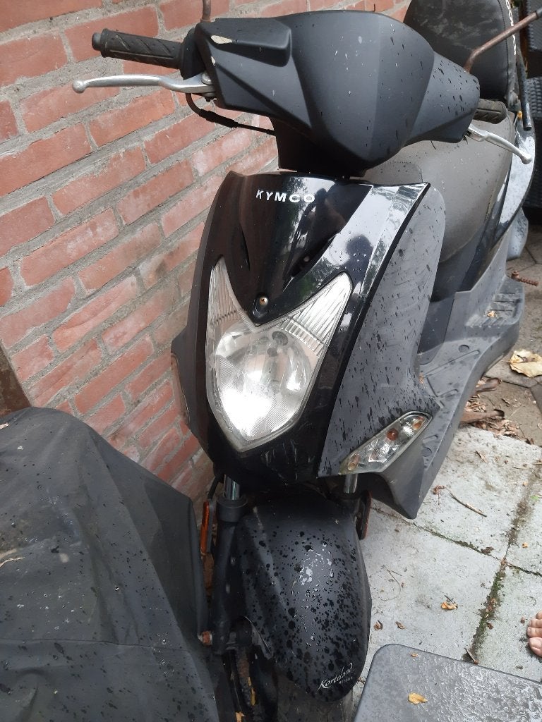 KYMCO AGILITY 50 Zwart - Loopt niet, Ophalen, Gebruikt, Maximaal 45 km/u, 50 cc