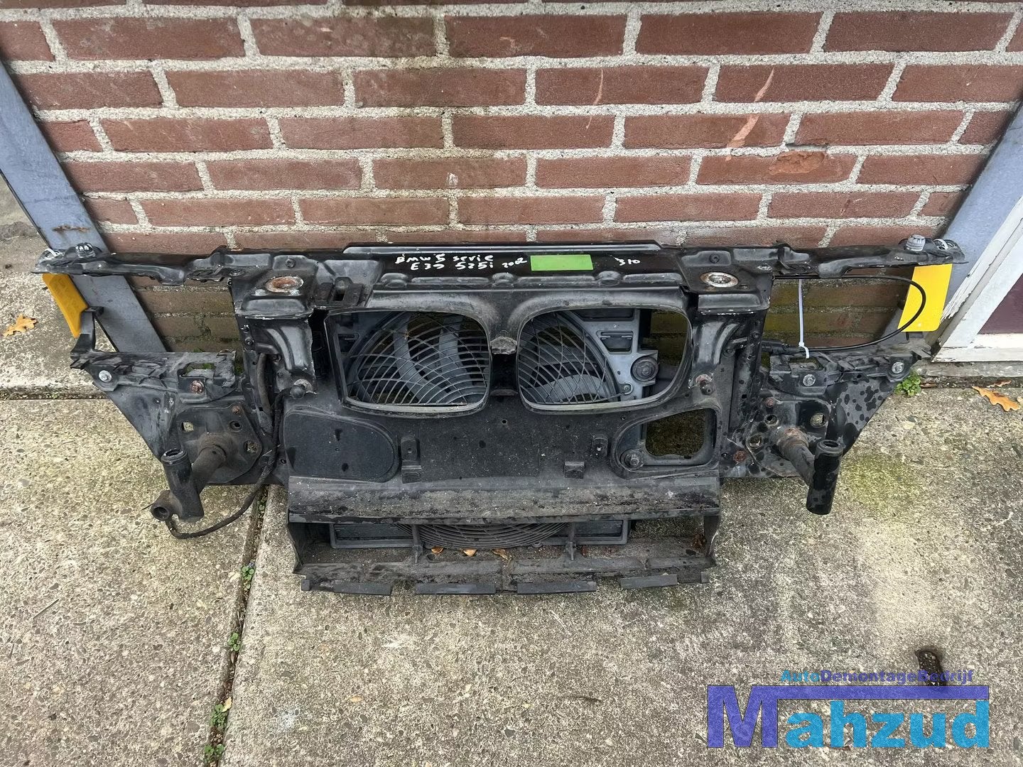 BMW 5 SERIE E39 Touring 525i Voorfront 1996-2004, Petuelring 130
80788  Munich, DE, Gebruikt, Voor, Info@bmw.de