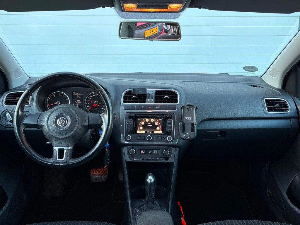 Volkswagen Polo 1.2 TSI Highline AUTOMAAT/CRUISE/CLIMA/NAP, Auto's, Volkswagen, Euro 5, 4 cilinders, Origineel Nederlands, 19 km/l