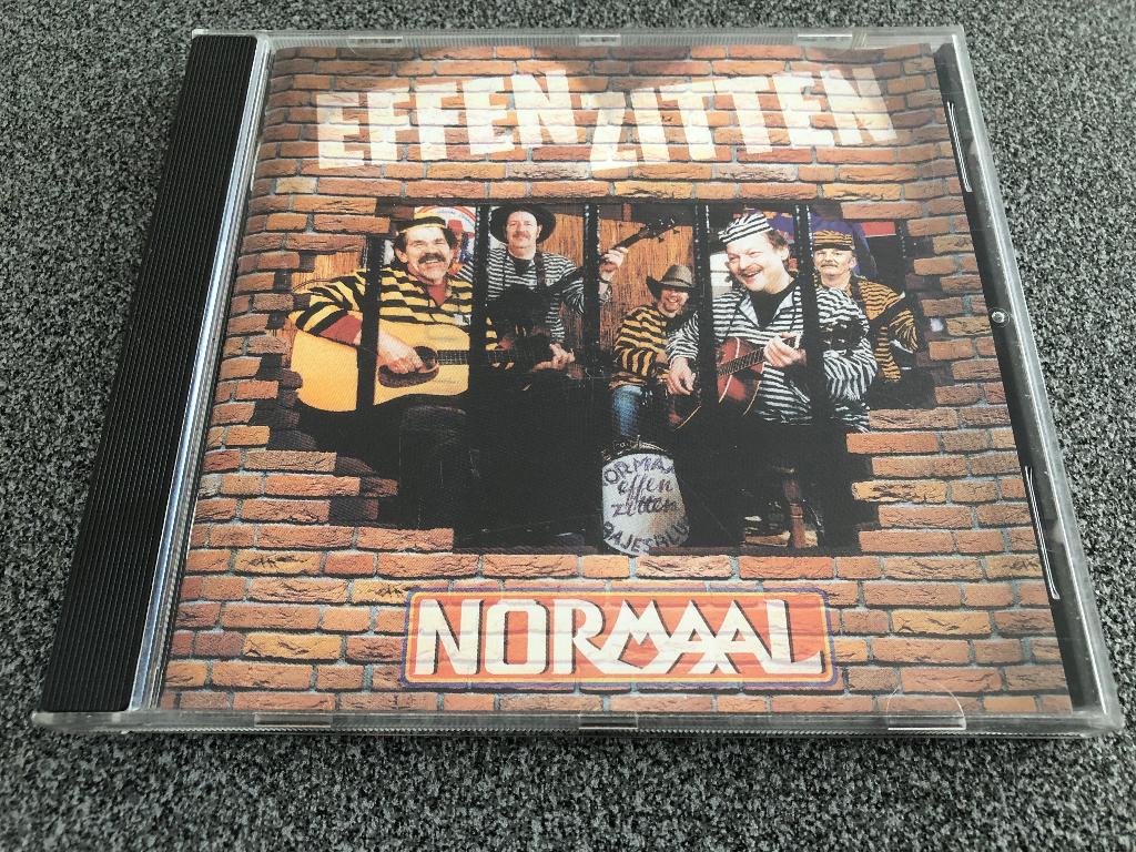 Normaal - Effen Zitten Blues CD, Ophalen of Verzenden, Zo goed als nieuw, Poprock