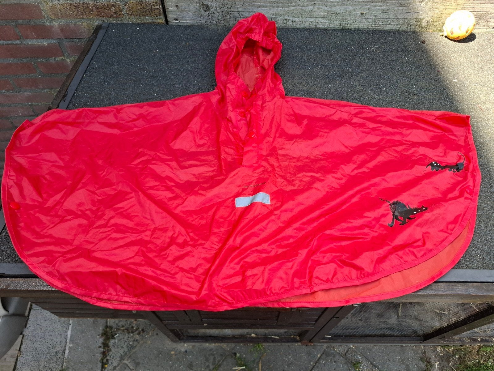 Rode regenponcho met jip en janneke print, Ophalen, Zo goed als nieuw, Regenpak, Kinderen