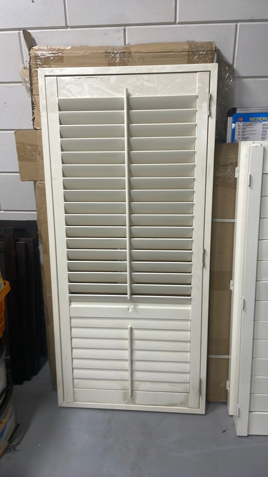 Shutters 3x creme mid sluiting, Ophalen, Zo goed als nieuw
