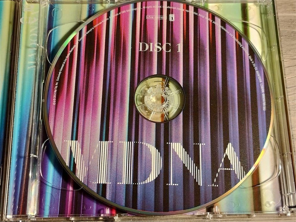 Madonna - MDNA [2 CD], Ophalen of Verzenden, Zo goed als nieuw