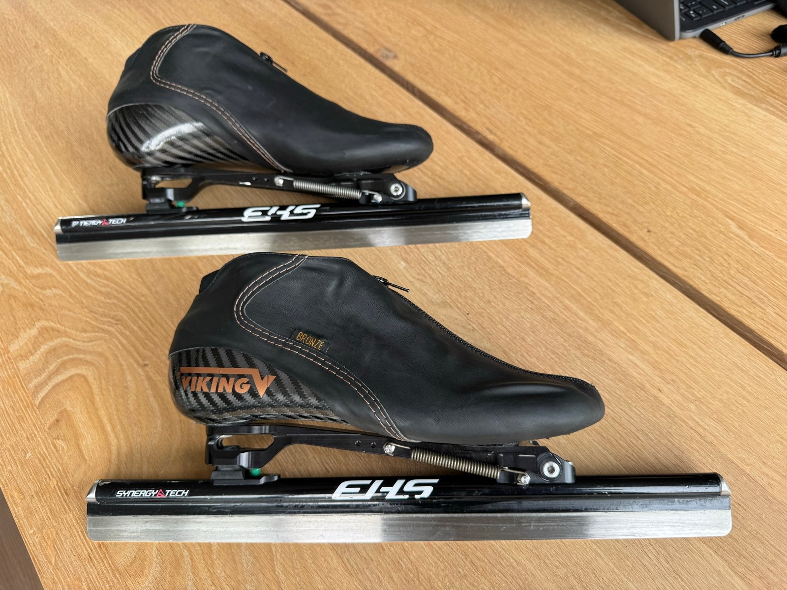 Viking Bronze klapschaatsen - maat 42, Sport en Fitness, Gebruikt, Ophalen of Verzenden, Noren, Viking